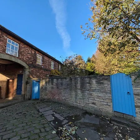 The Little House Apartment Bradford  Exterior photo